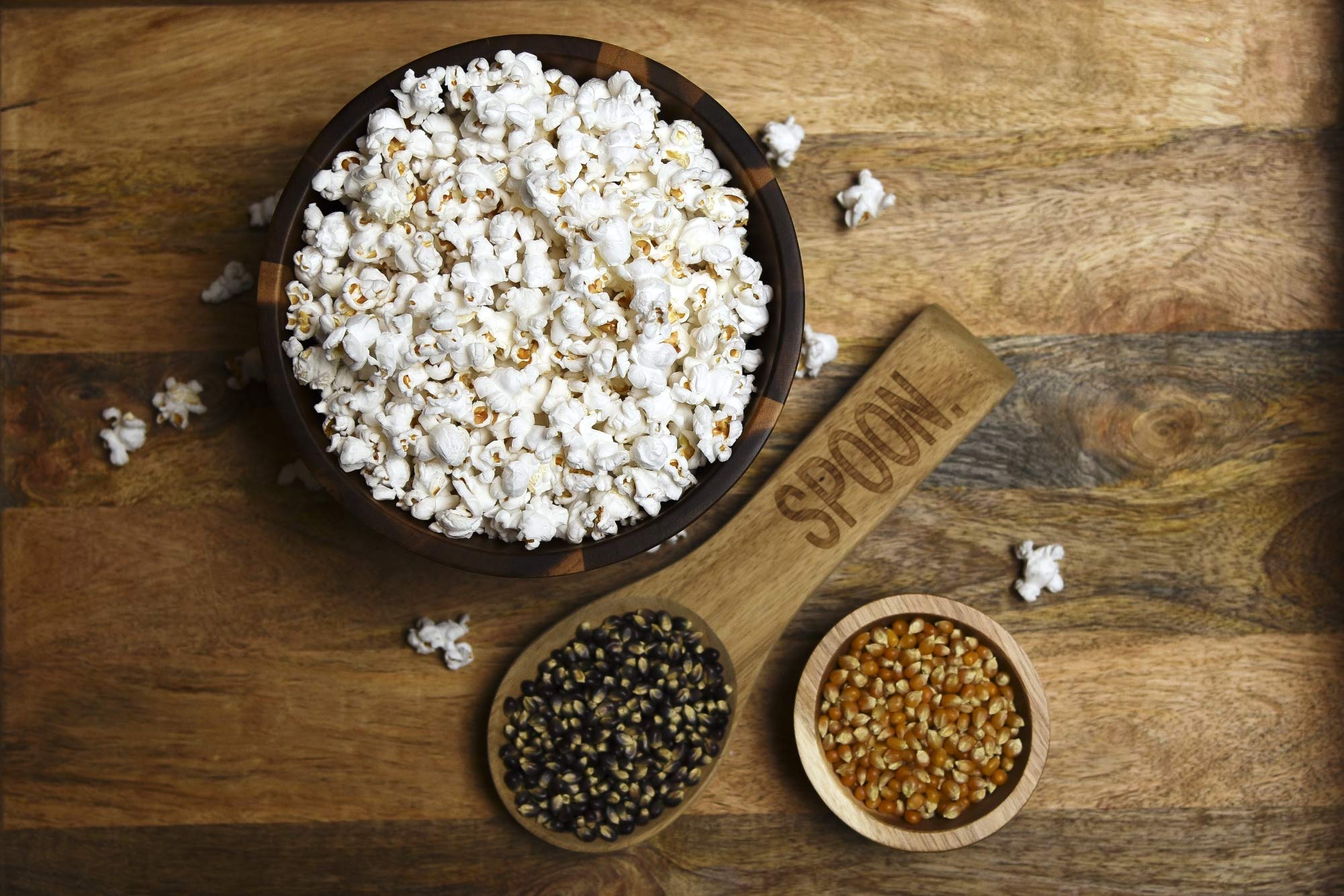 Amish Country Popcorn bowl of popped corn ready to serve