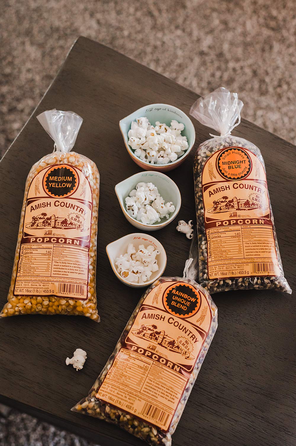 Amish Country Popcorn Yellow kernels perfect for classic kettle-style moments.