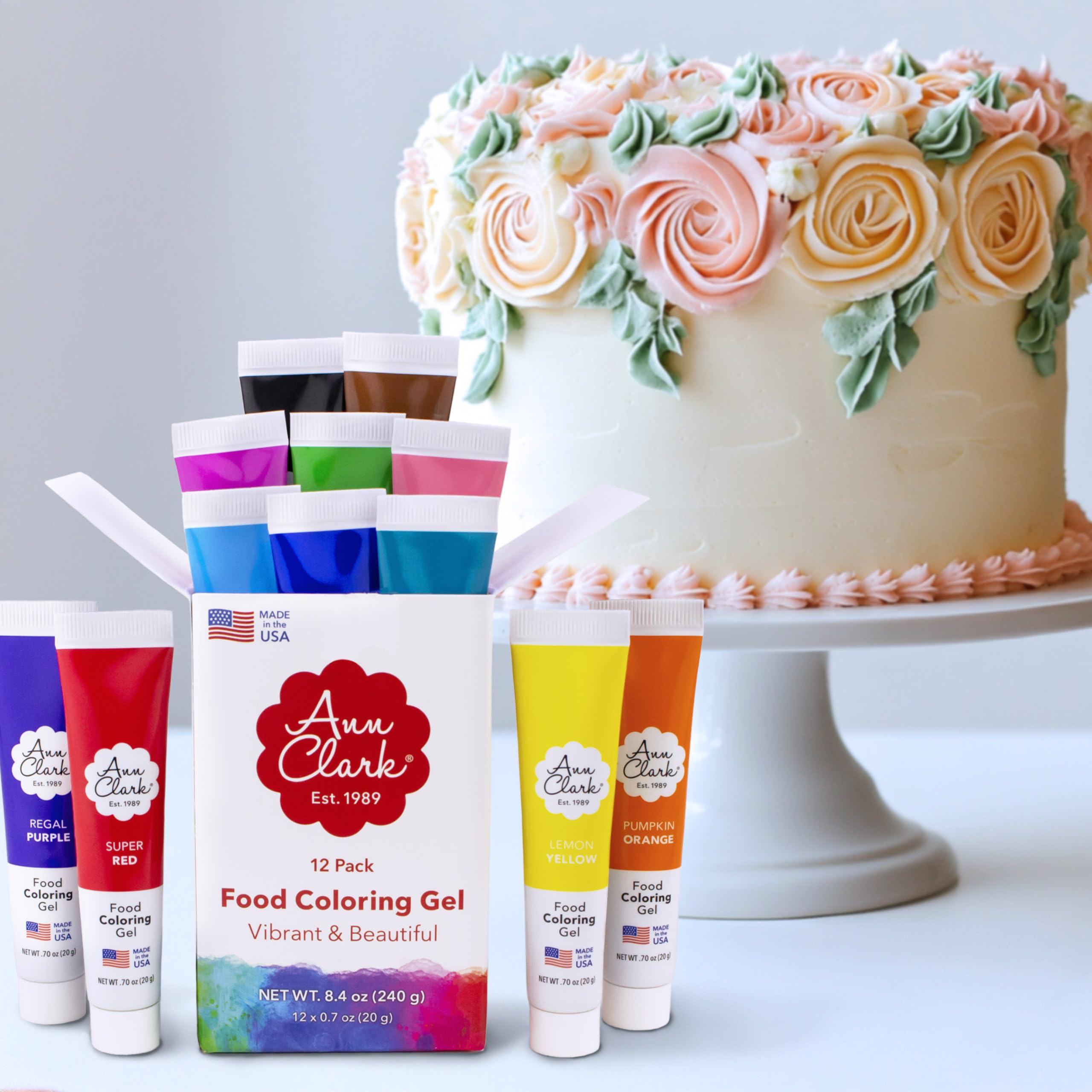 Cupcake decorating with Ann Clark gel color for smooth, even application