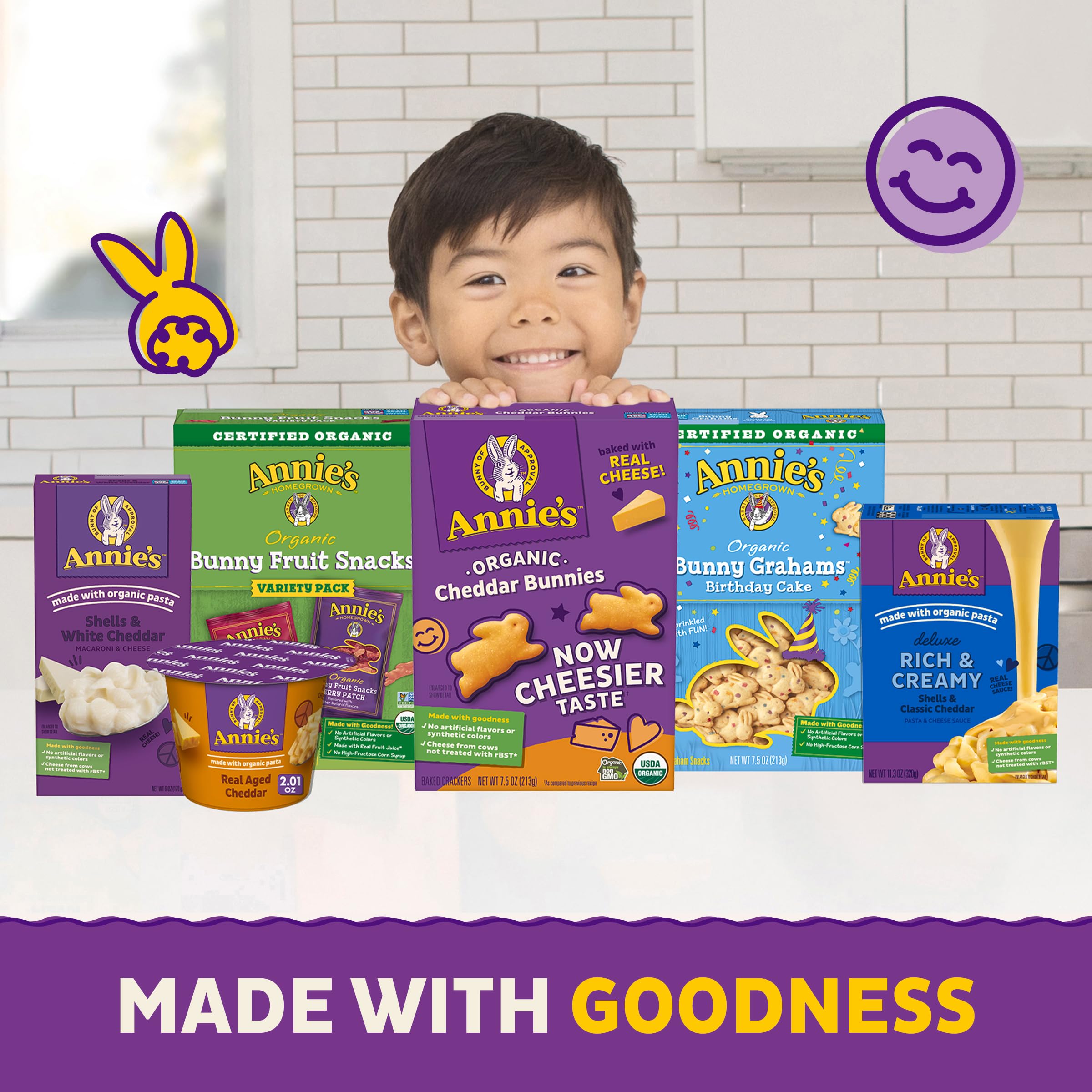 Family-friendly snack moment with Annie's Berry Patch Bunny Snacks.