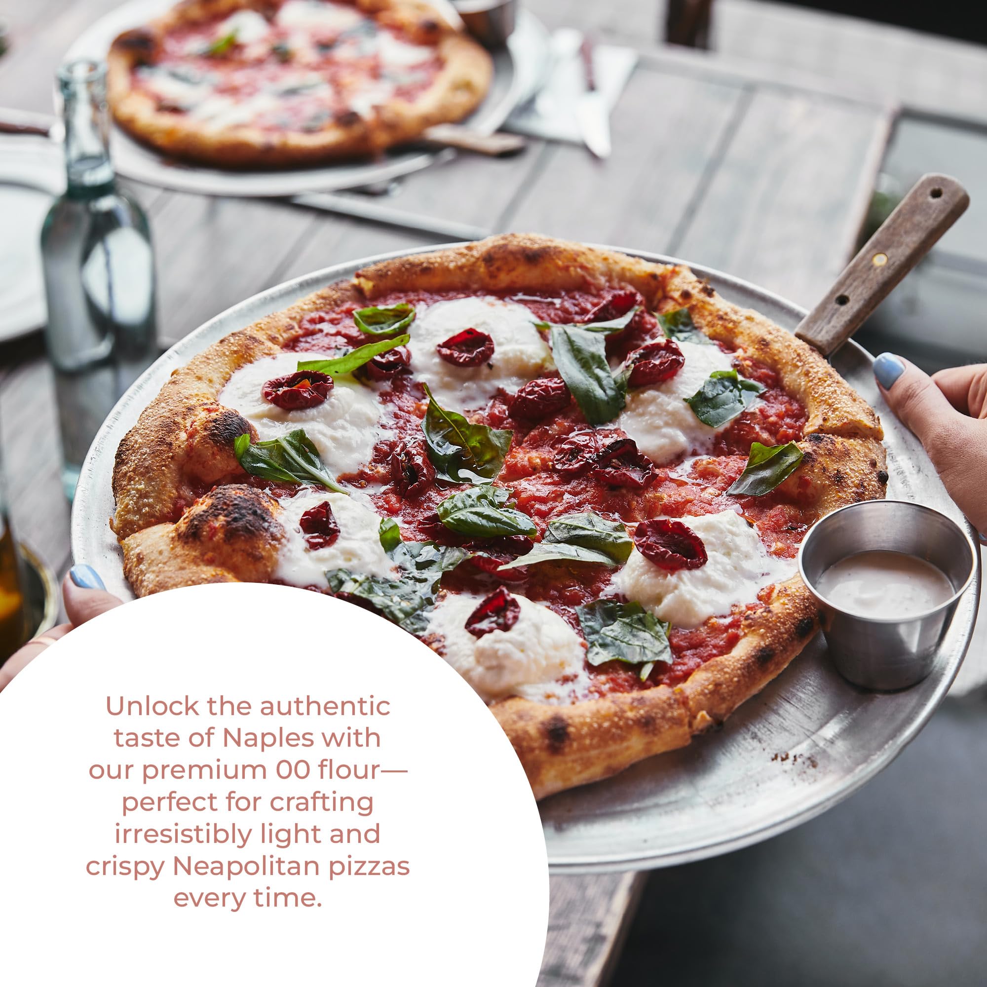 Antimo Caputo Chefs Flour ideal for pizza dough with a soft crust.