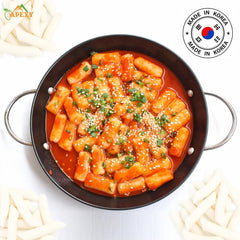 Apexy street-food style rice cake served with toppings, inspiring quick meals.