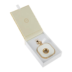 Armaf Infinity Gold base notes of musk and vanilla for a smooth lasting warm trail