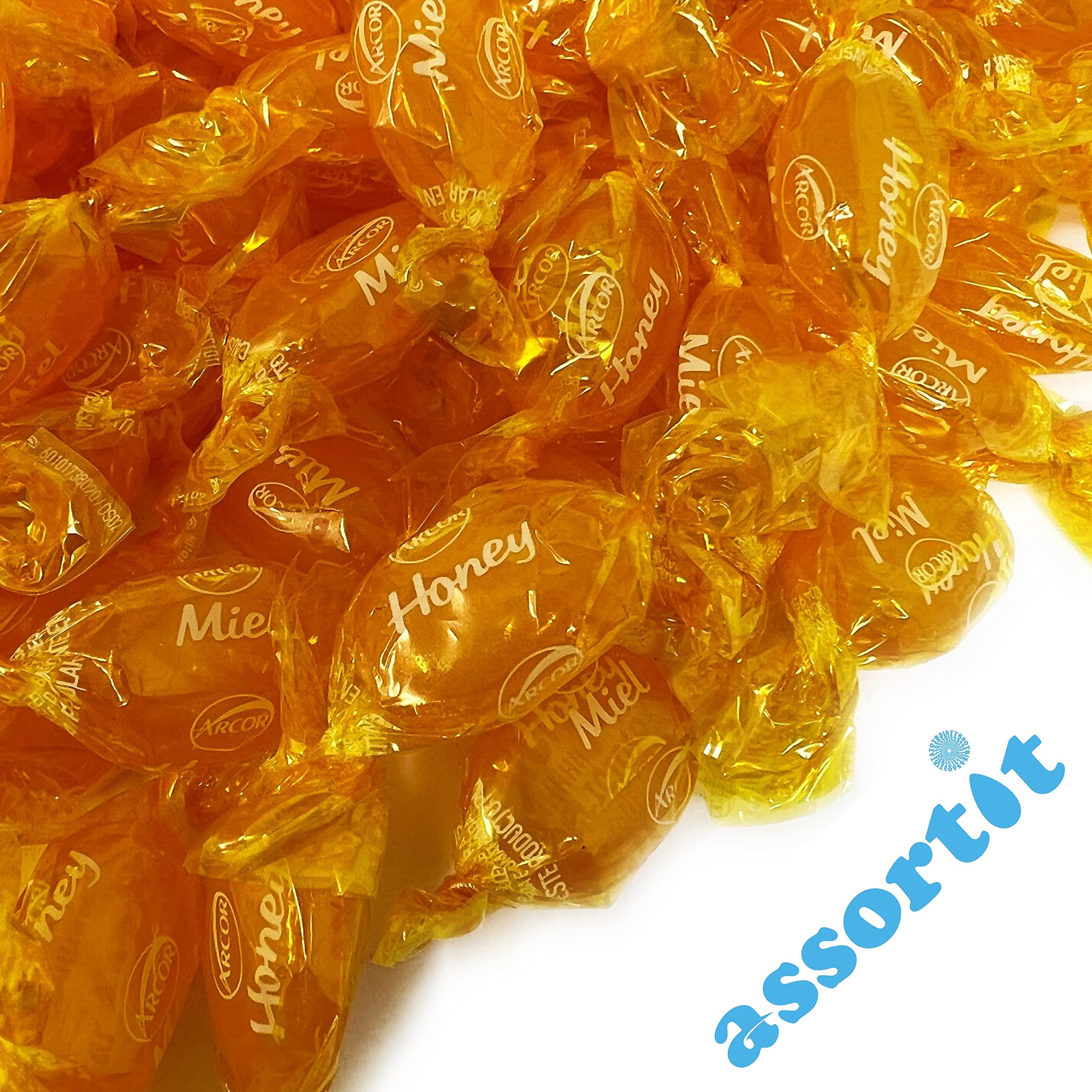 Assortit honey-filled candies pairing nicely with coffee or desserts.