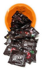 Assortit M&M individually wrapped portions for mess-free sharing.