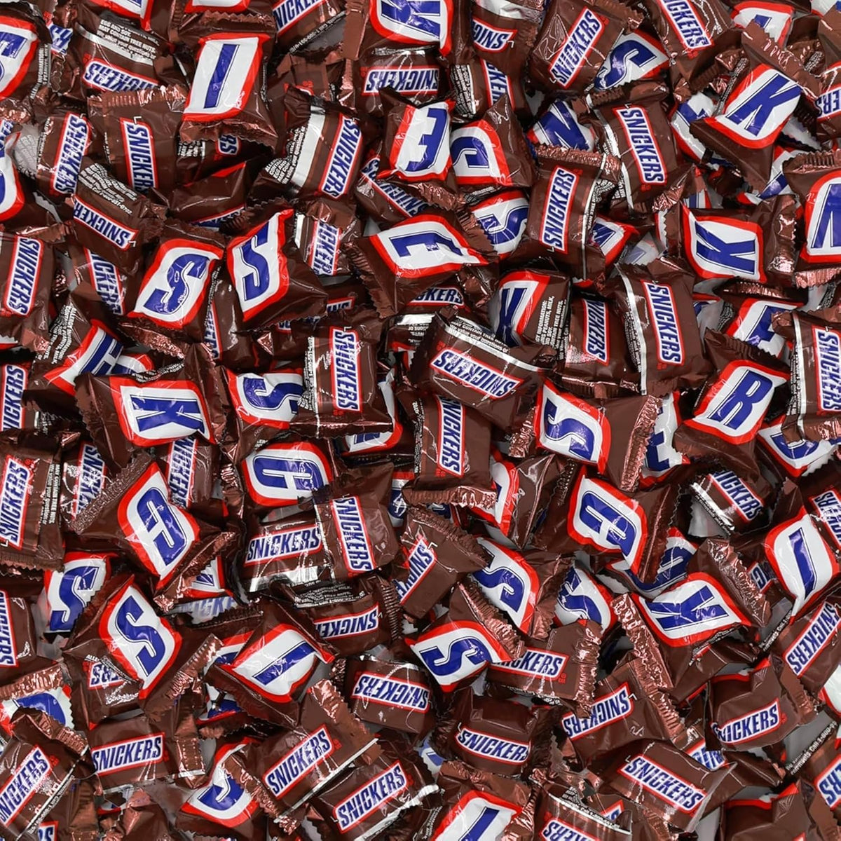 Assortit Snickers Minis pack front, ideal bulk holiday treats for gatherings.