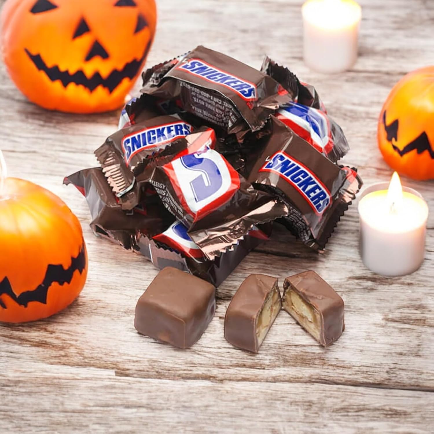 Assortit Snickers Minis party favors, versatile treats for celebrations.