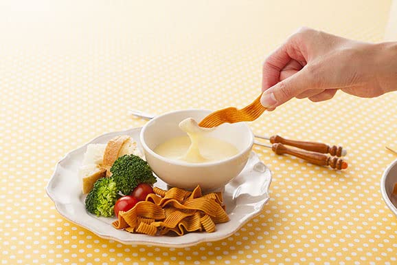 Baby Star Original Soy Sauce Flavor Snack—crispy bites add umami to lunches.