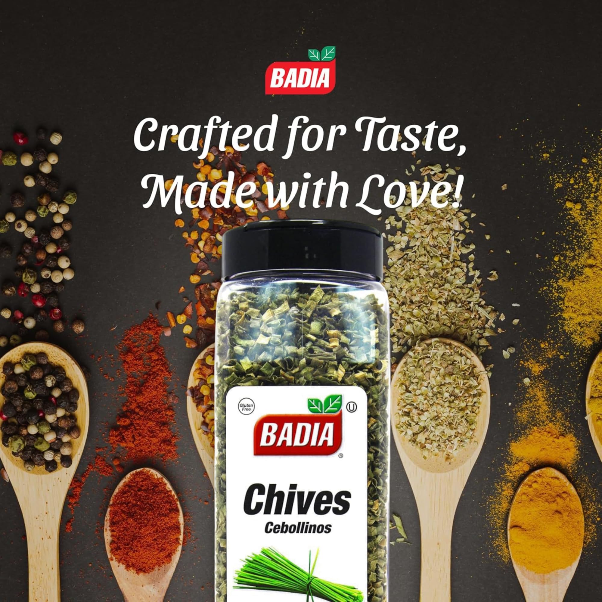 Badia Dried Chives pouring scene; easy sprinkle on salads.