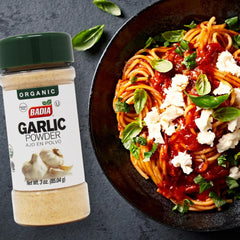 Badia Organic Garlic Powder dusted over vegetables for enhanced aroma