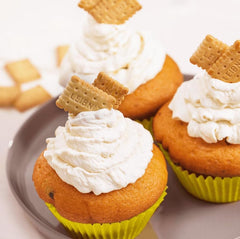 Bahlsen Leibniz Gluten Free Minis paired with coffee for breakfast or dessert.