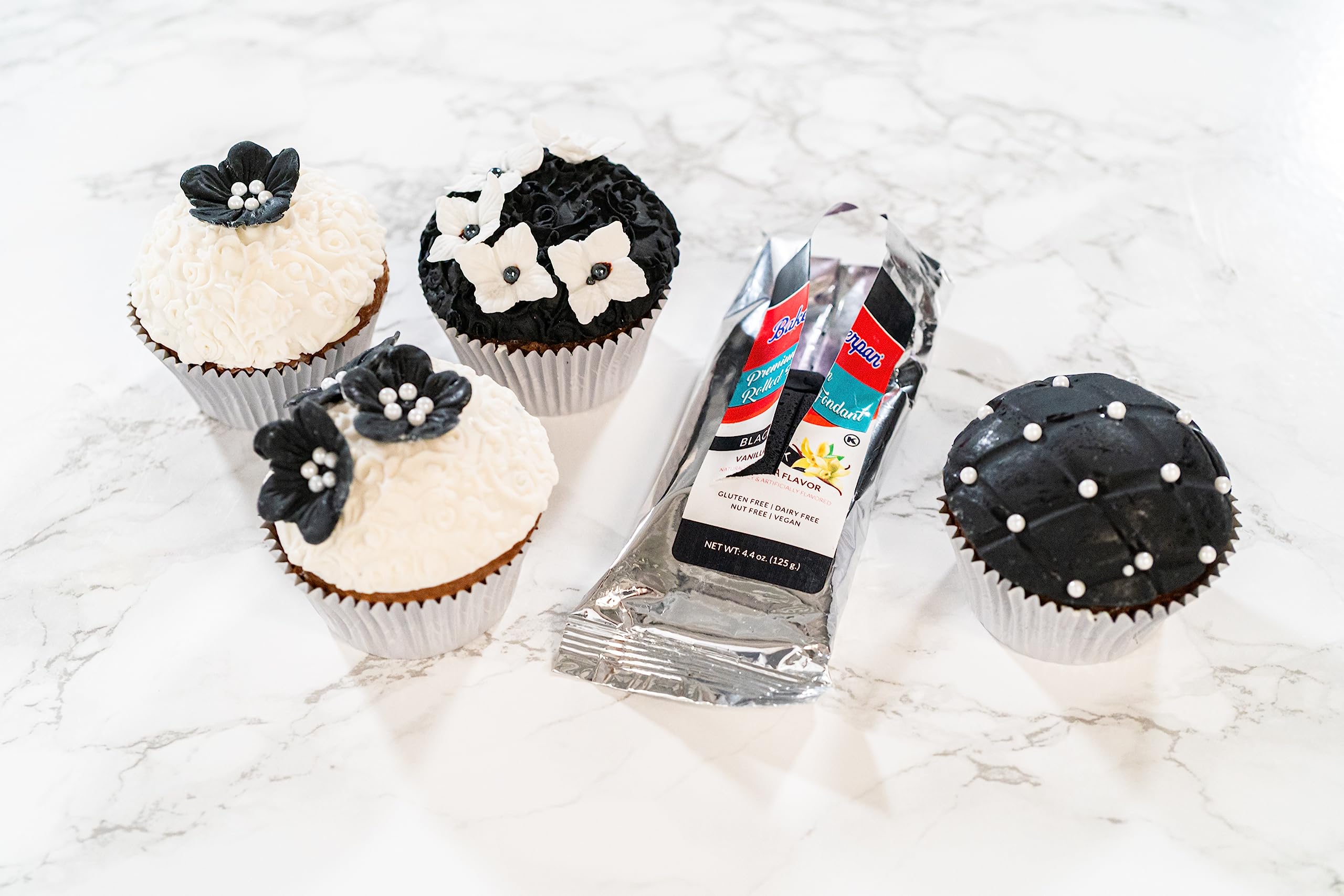 Bakerpan allergen-friendly fondant: gluten-free, dairy-free, nut-free, Kosher Pareve.