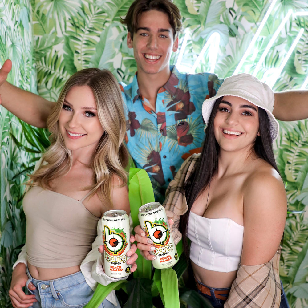Bang Energy Peach Mango zero calories badge illustrating calorie-free energy.