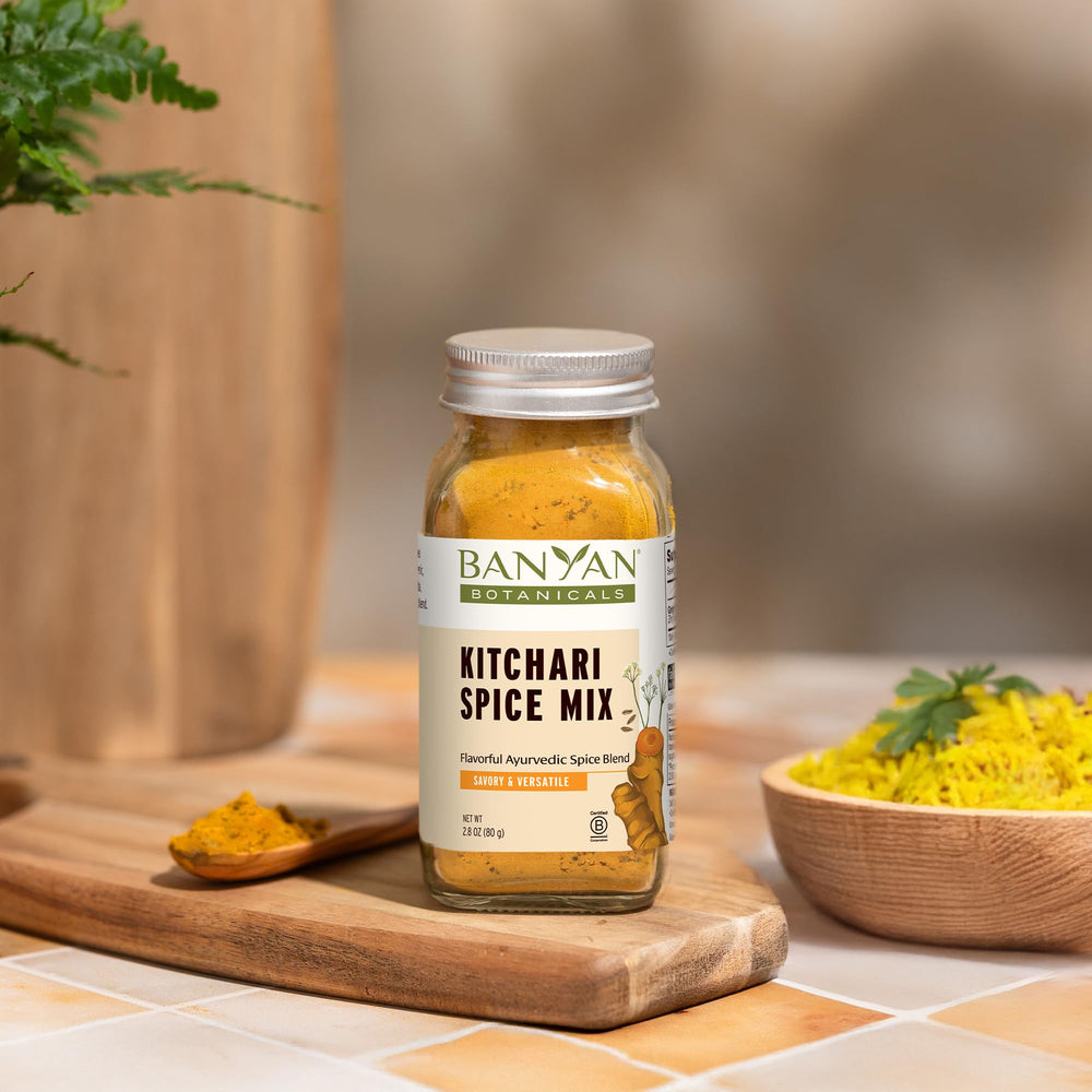 Banyan Botanicals cumin seeds highlight earthy aroma in mix.