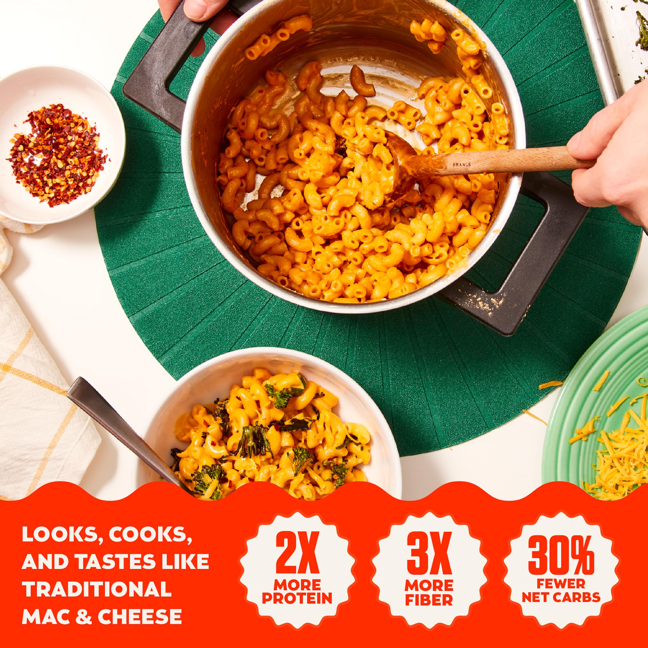Banza chickpea pasta ingredients label highlights non-GMO and gluten-free.