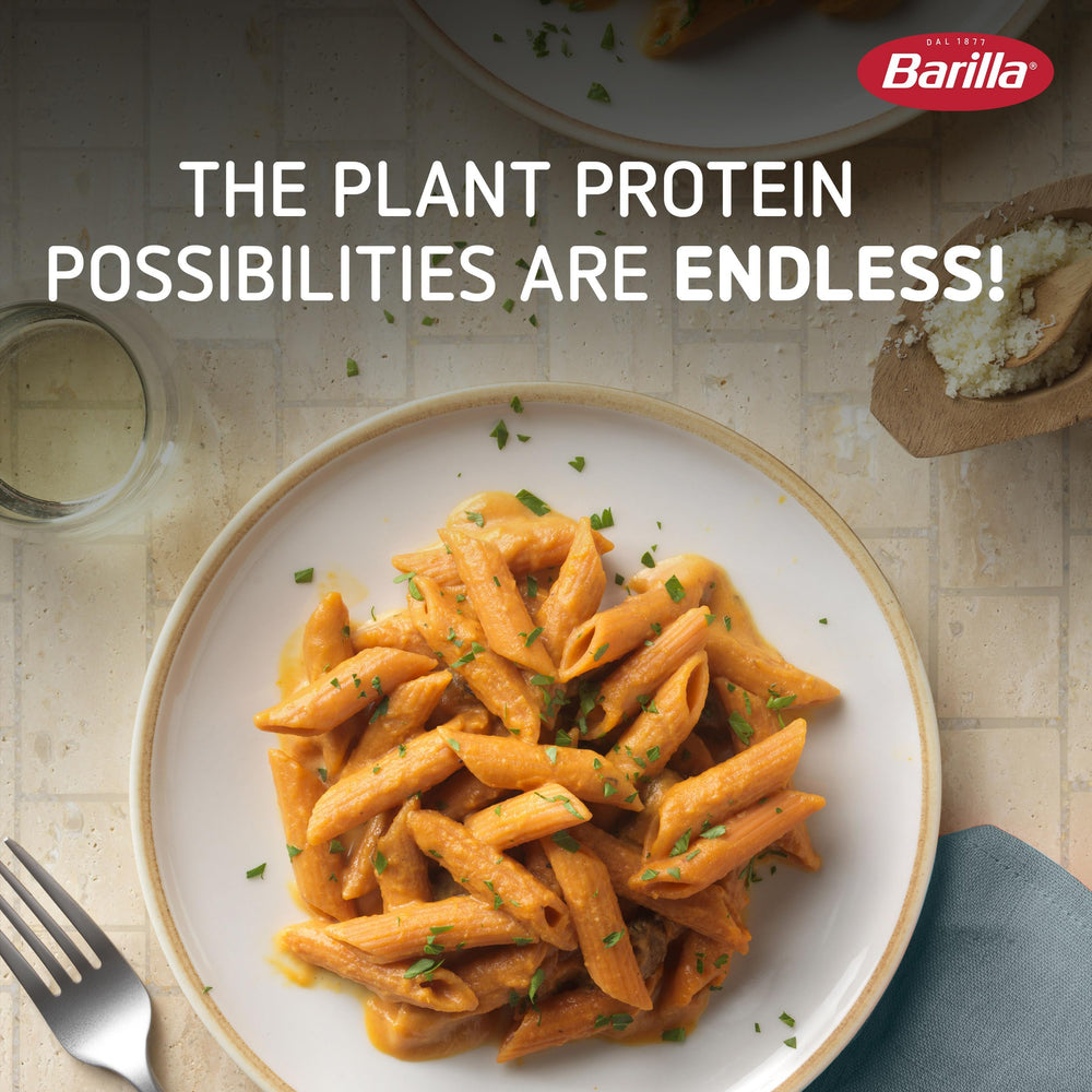 Barilla nutrition label highlighting protein and fiber per serving.