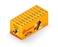 Bauducco chocolate wafer cream-fill close-up showing creamy layers for coffee breaks.