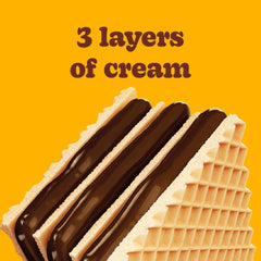 Bauducco wafers served with coffee or tea for a refined snack moment.