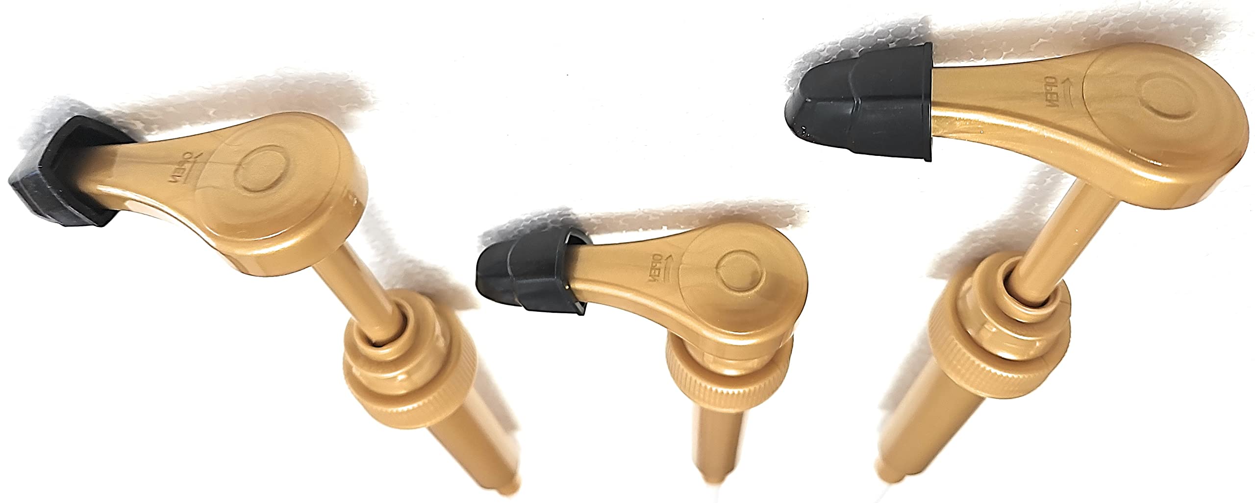 Bayside Traders pump kit shown for Torani/DaVinci Skinny 750ml bottles enabling controlled pouring.