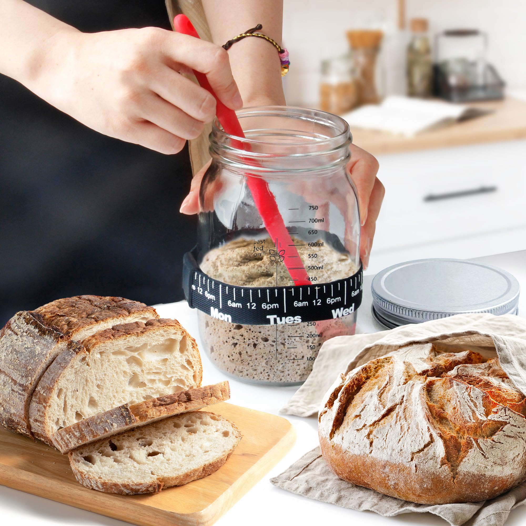 Benicci Sourdough Starter Jar Wide-Mouth enables easy cleaning and feeding