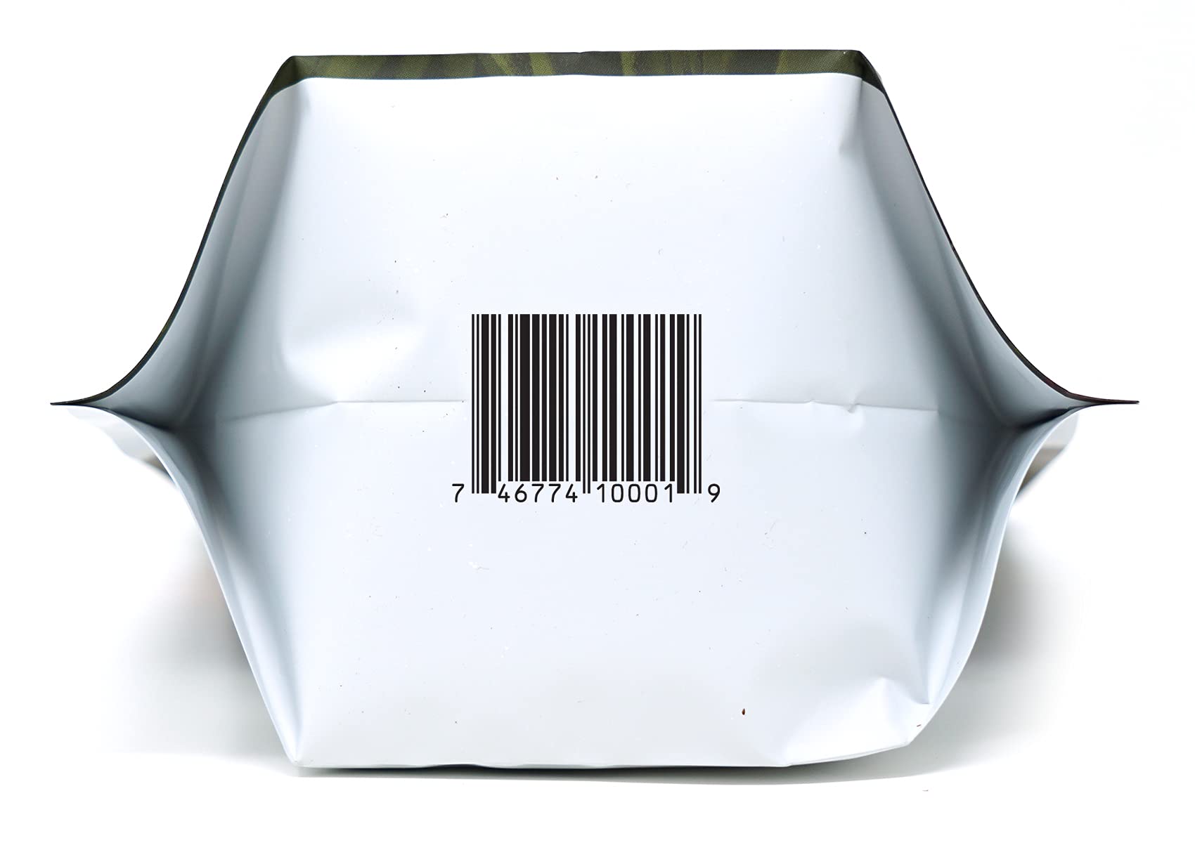 Front packaging of Highlander Grogg emphasizes flavor-rich, USA-roasted beans.