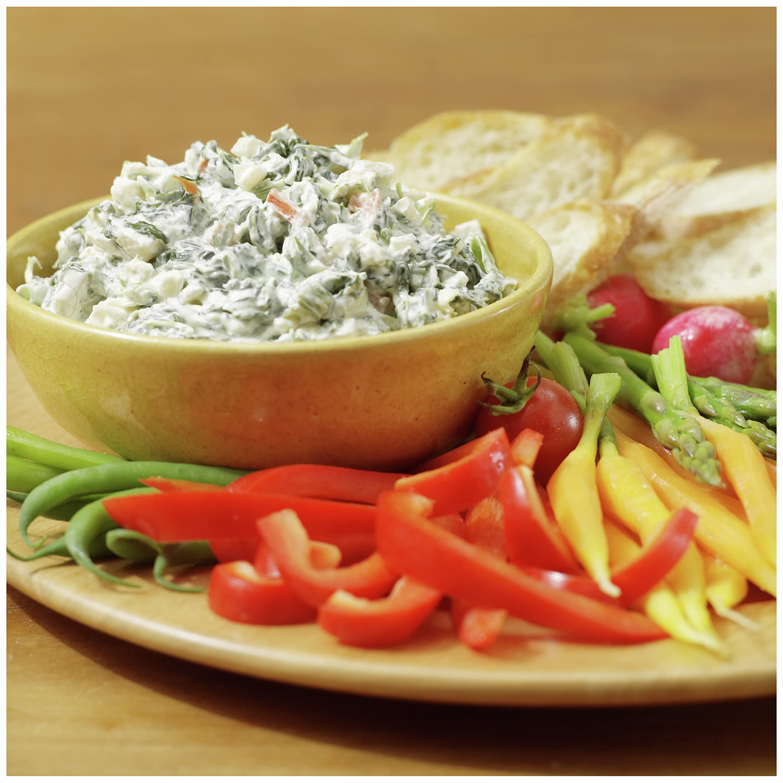 Best Foods Light Mayonnaise creamy-dip served with vegetables.