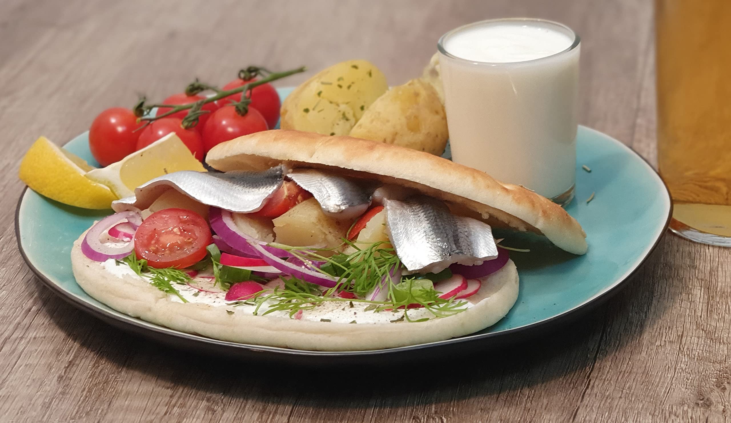 Best Natural Röda Ulven Surströmming Baltic-herring origin adds authenticity.