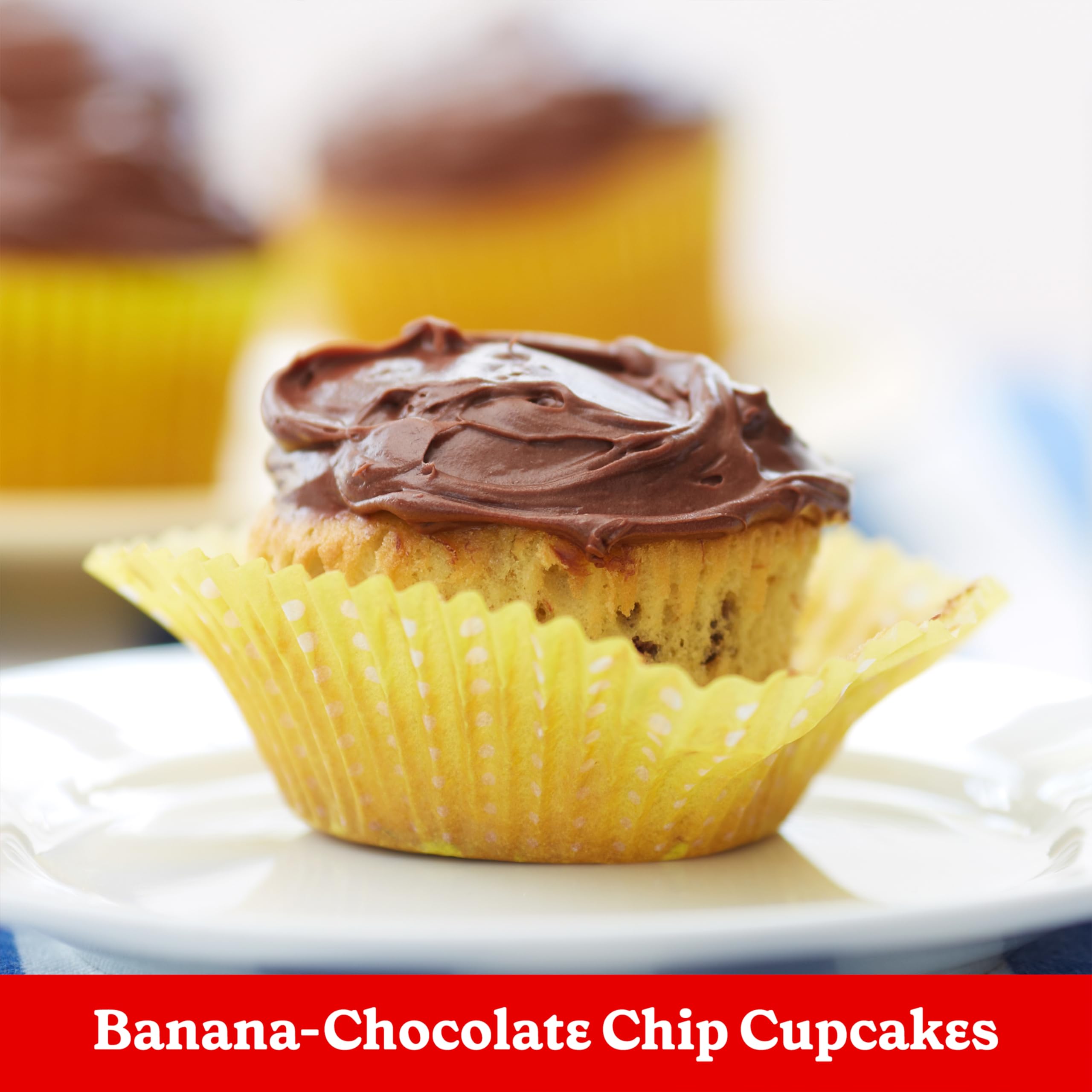 Betty Crocker frosting ideas paired with cake for versatile sweetness.