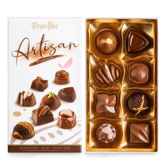 Beyoglu Dubaco artisan pralines in elegant gift box.