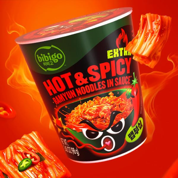 Bibigo Ramyun boiling water step demonstrates quick preparation in minutes