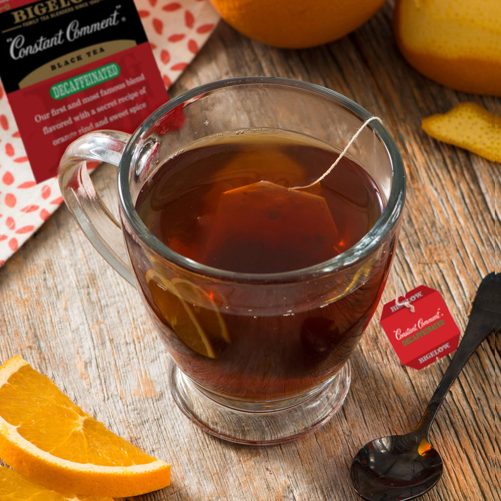 Bigelow Constant Comment decaf box, iconic flavor ready for daily tea.