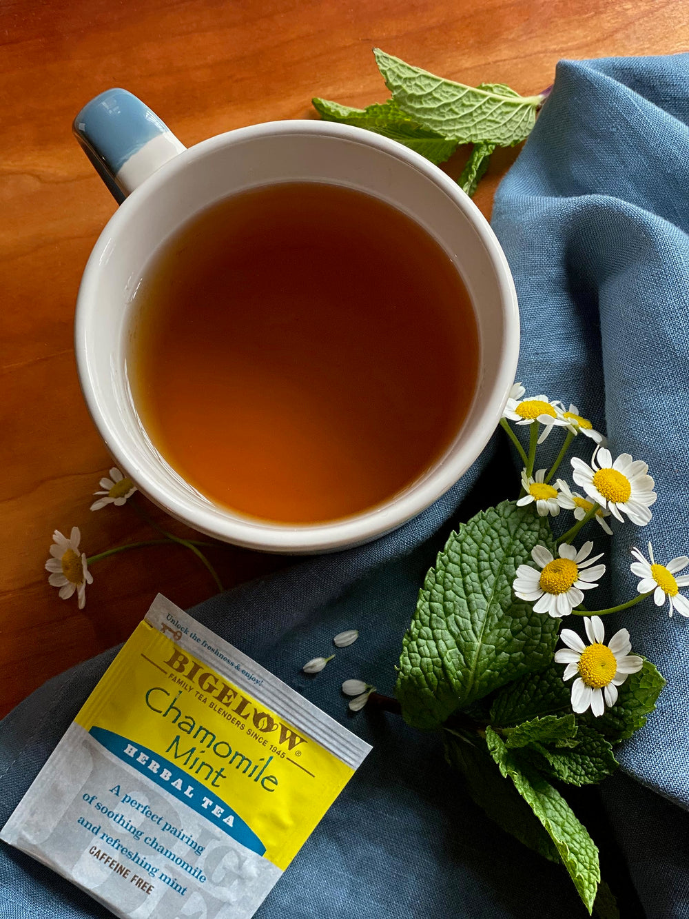Bigelow Chamomile Mint foil-packaged tea with peak flavor and aroma