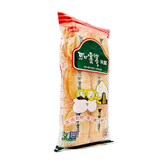 Bin Bin Rice Cracker texture close-up shows crisp, light bites perfect for tea time.