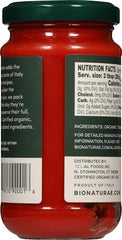 Bionaturae organic tomatoes in field—vivid red color and fresh aroma.