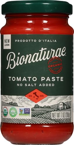 Bionaturae tomato paste label—organic quality enhances natural tomato flavor in sauces.
