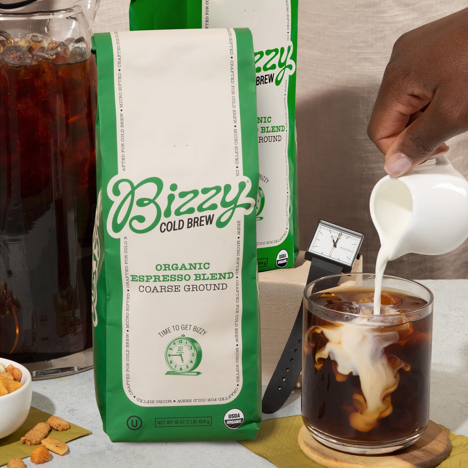 Bizzy Espresso Blend medium-dark roast aroma delivering rich chocolate and berry notes