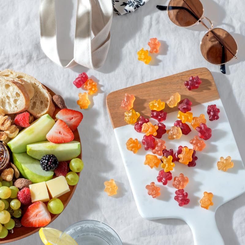 Kids' lunchbox snack featuring organic gummy bears.