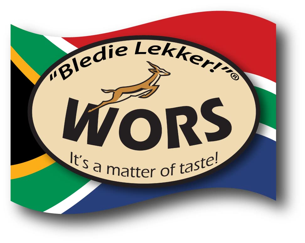 Bledie Lekker Droewors rustic-wood-board presentation, a savory SA-inspired bite for gatherings.