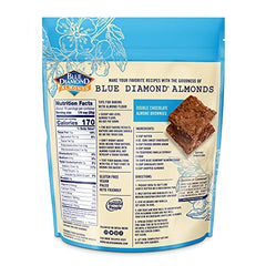 Blue Diamond Almond Flour close-up reveals fine sift texture.
