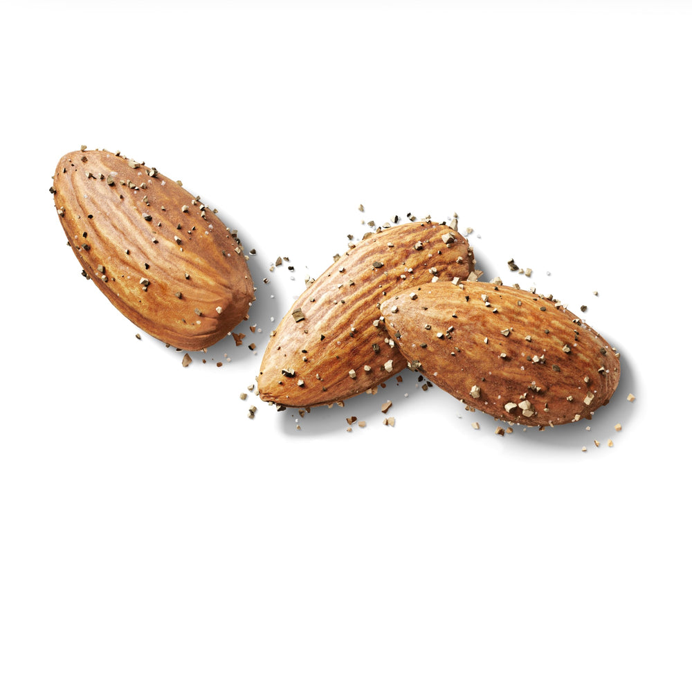 Blue Diamond almonds nutrition label highlights protein and Vitamin E.