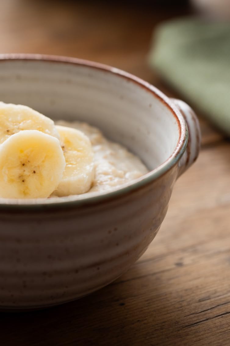 Bob's Red Mill organic buckwheat porridge bowl topped with berries