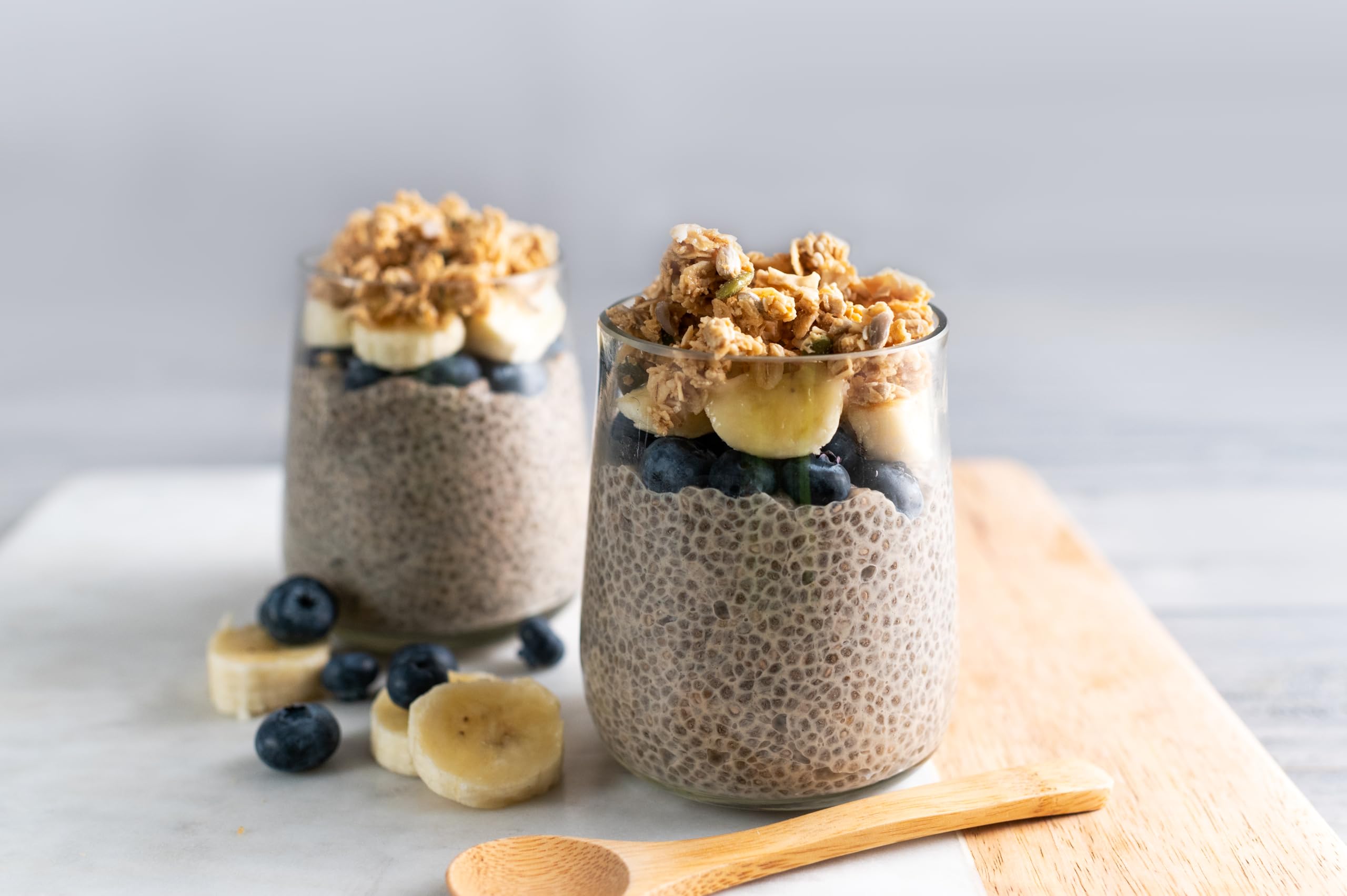 Bob's Red Mill Organic Chia Seeds marked keto and paleo friendly.