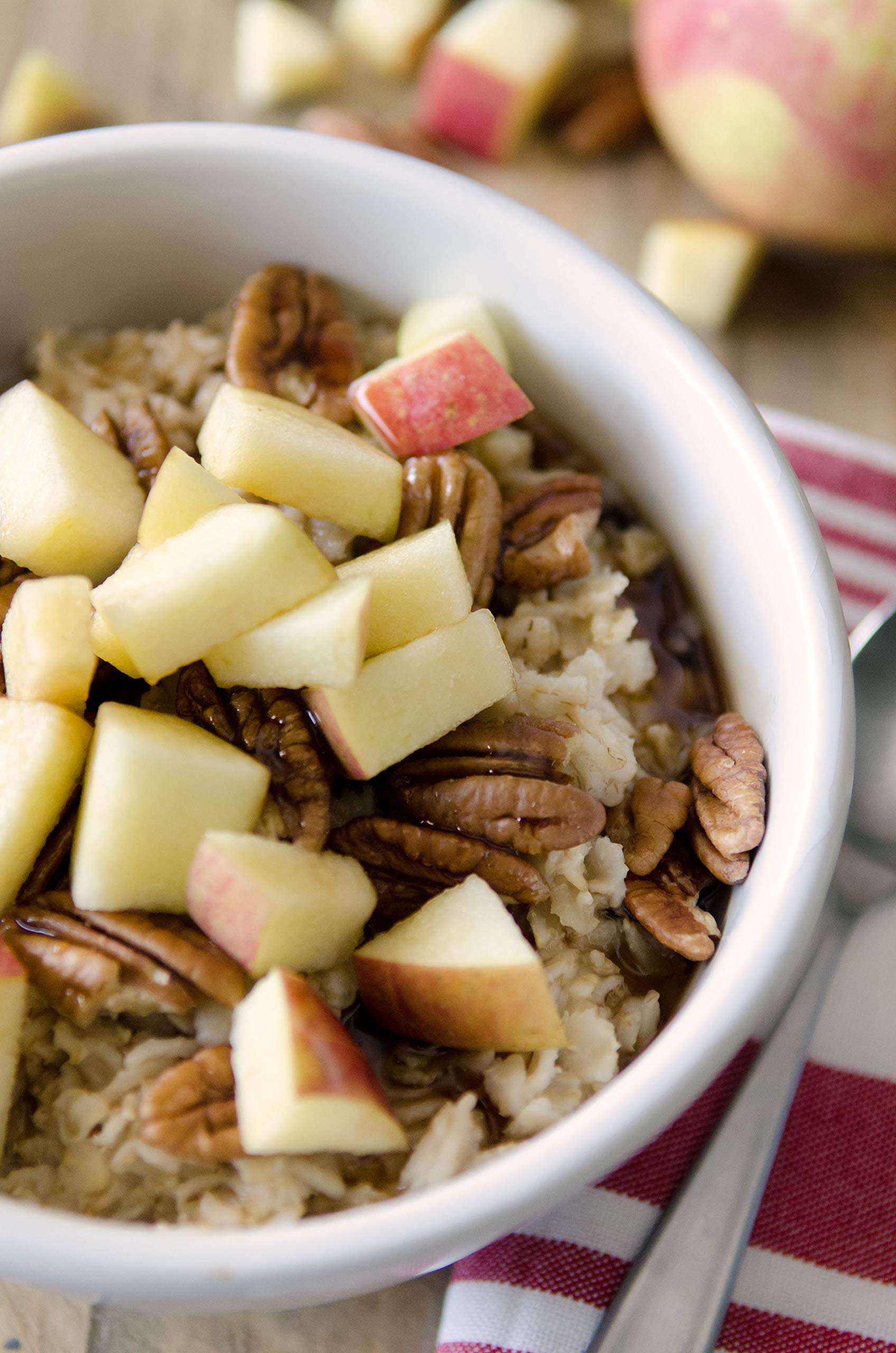 Ready in about 10 minutes quick breakfast with Bob's Red Mill oats