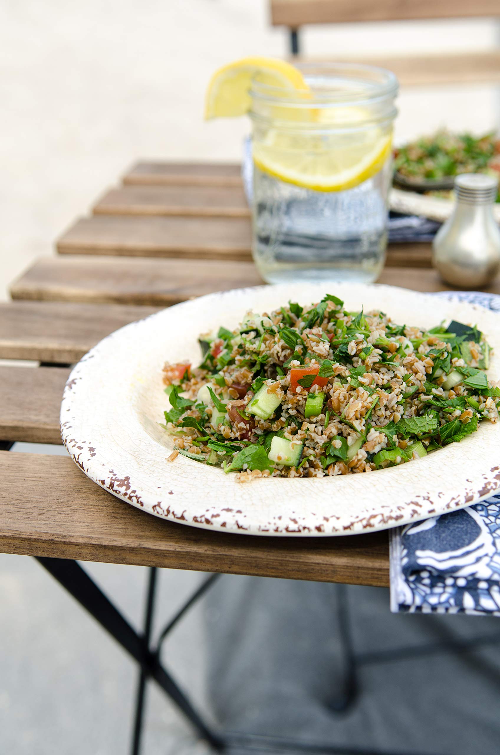 Bob's Red Mill Red Bulgur Wheat contains protein and fiber benefits