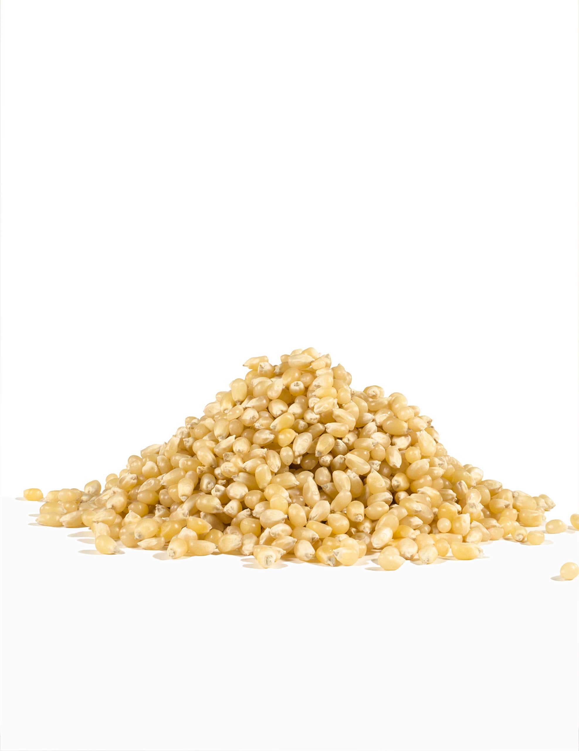 Bob's Red Mill White Popcorn packaging highlighting non-GMO and whole grain.