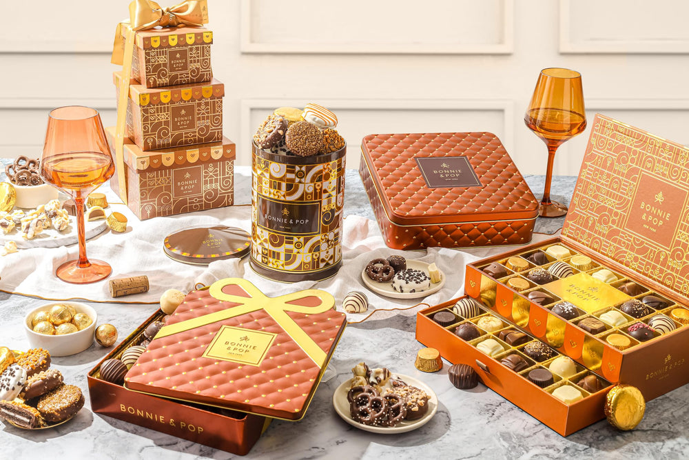 Bonnie and Pop gift box suits Valentines, anniversaries, and holidays.