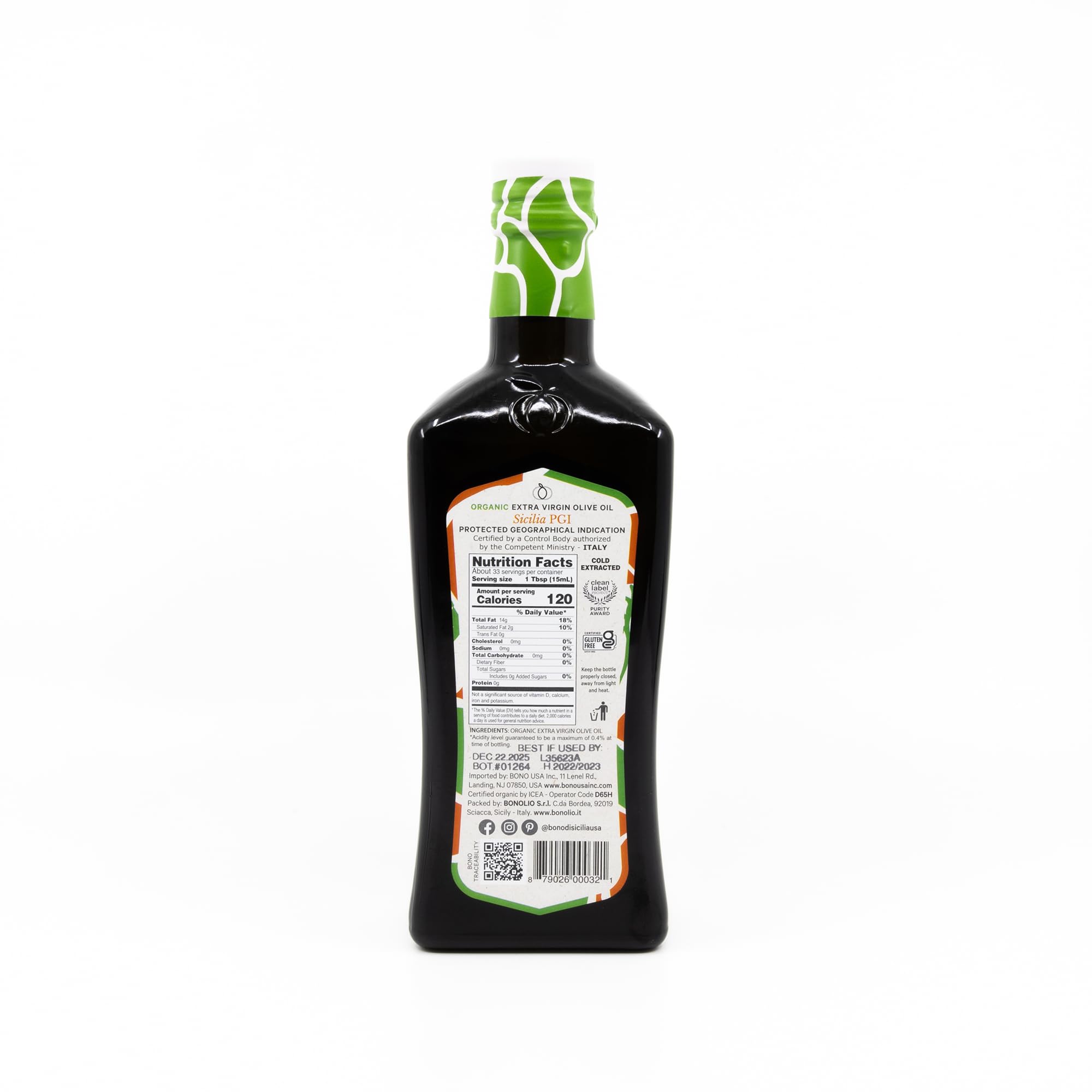 Bono Organic olive oil label closeup showing certification and purity.