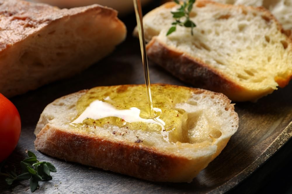 Bono Val di Mazara PDO olive oil salad finish, adds aroma and depth.