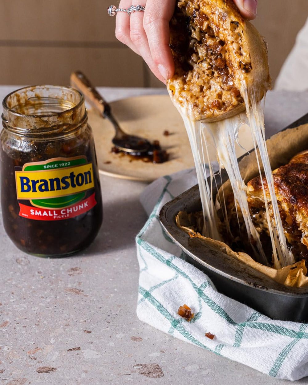 Branston Small Chunk Pickle close-up highlighting chunky texture for sandwiches.