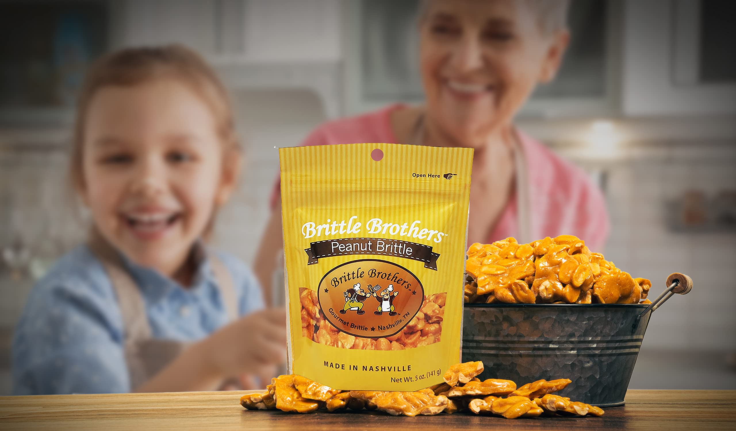 Brittle Brothers bacon peanut brittle 5oz, creamy-salty aroma with a hearty crunch.